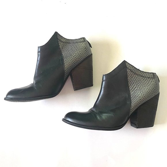 size 38 (US 7) Kaanas leather black ankle booties heel boots reptile back - Picture 3 of 10